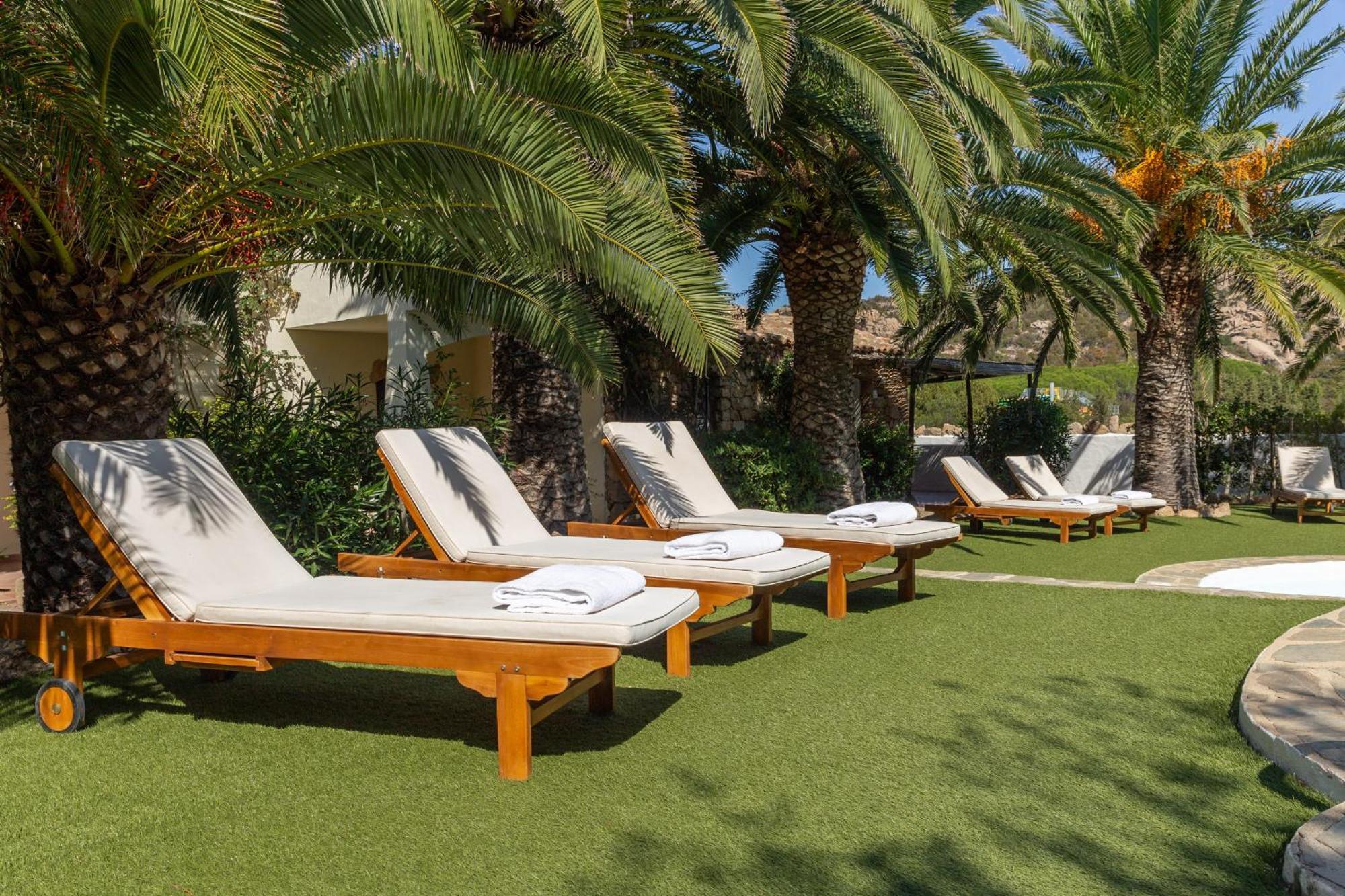 La Jacia Hotel & Resort Baja Sardinia Eksteriør billede